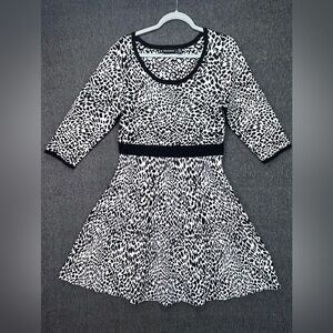 Nina Leonard Dress Womens Large Black Animal Print Knit Fit & Flare 3/4 Sleeve